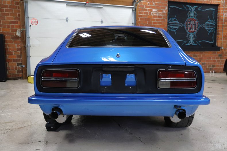 Unknown-240z-1972-Blue-Metallic-Black-36
