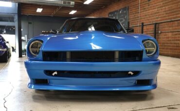Unknown-240z-1972-Blue-Metallic-Black-4