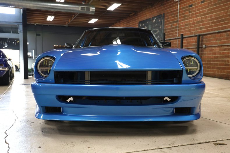 Unknown-240z-1972-Blue-Metallic-Black-4