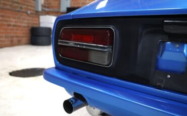 Unknown-240z-1972-Blue-Metallic-Black-42