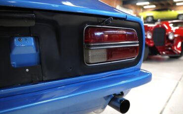 Unknown-240z-1972-Blue-Metallic-Black-43