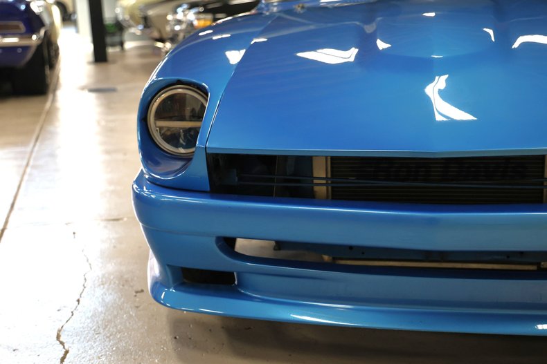 Unknown-240z-1972-Blue-Metallic-Black-5