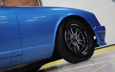 Unknown-240z-1972-Blue-Metallic-Black-9