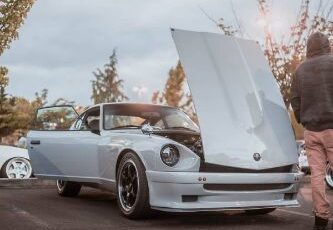 Unknown-240z-1972-Gray-1