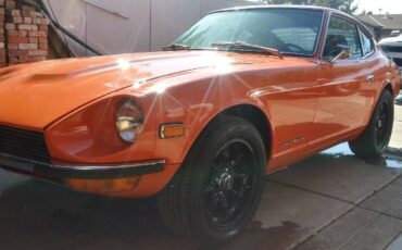 Unknown-240z-1973-Orange-24
