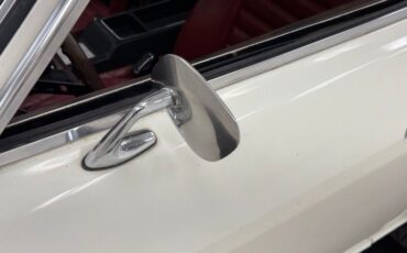 Unknown-240z-1973-White-Red-23