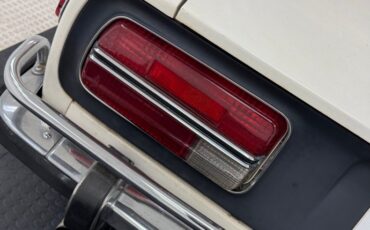 Unknown-240z-1973-White-Red-26