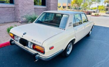 Unknown-2500-1970-Beige-Beige-15