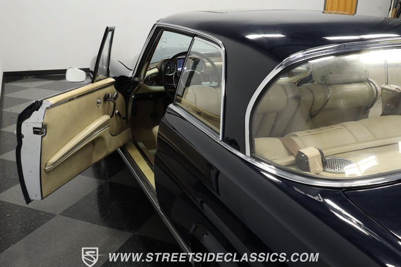 Unknown-250se-1966-Dark-Blue-Tan-40