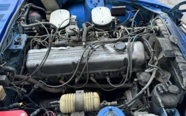 Unknown-260z-1974-Blue-Black-Leather-20