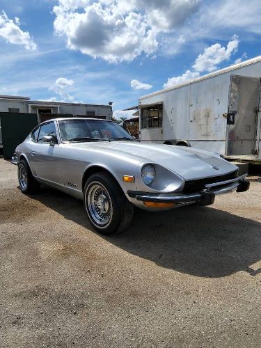 Unknown-260z-1974-Silver-21