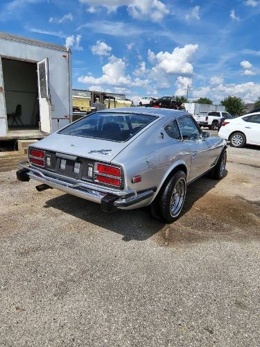 Unknown-260z-1974-Silver-23