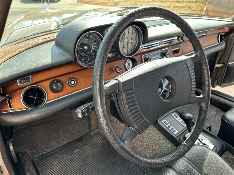 Unknown-280s-1971-Black-Black-27