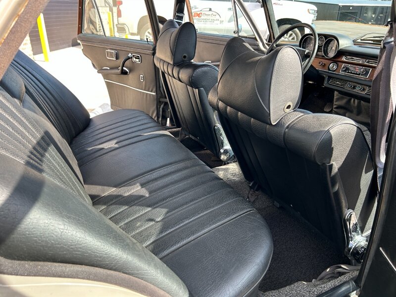 Unknown-280s-1971-Black-Black-5