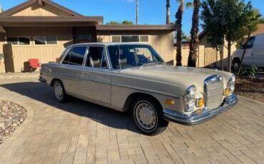 Unknown-280s-1971-Brown-3