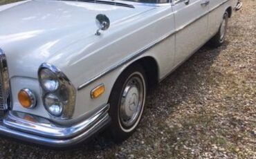 Unknown-280se-1970-White-Beige