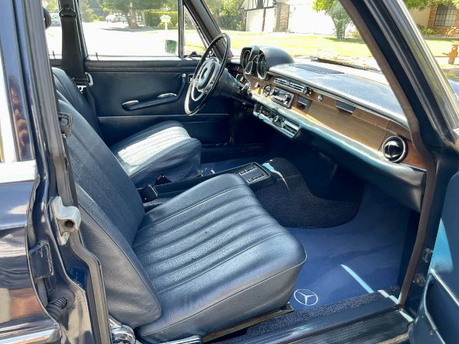 Unknown-280se-1972-Blue-Blue-19