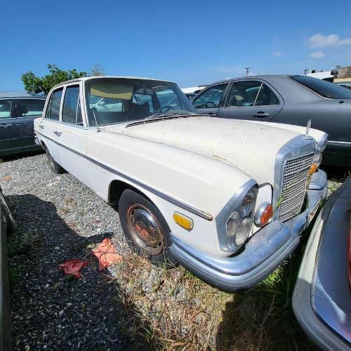 Unknown-280se-1972-White-17