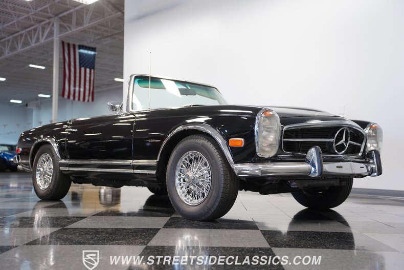 Unknown-280sl-1968-Black-White-10