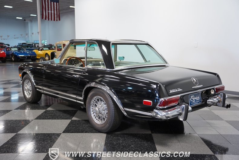 Unknown-280sl-1968-Black-White-14