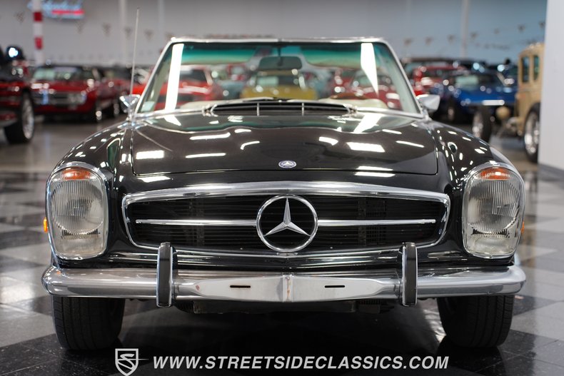 Unknown-280sl-1968-Black-White-20
