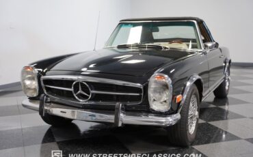 Unknown-280sl-1968-Black-White-22