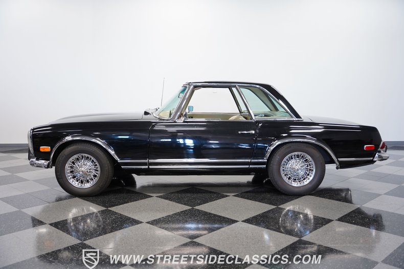 Unknown-280sl-1968-Black-White