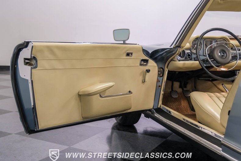Unknown-280sl-1968-Gray-Blue-Metallic-Beige-38