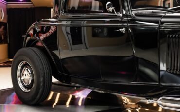 Unknown-3-window-1932-Black-32