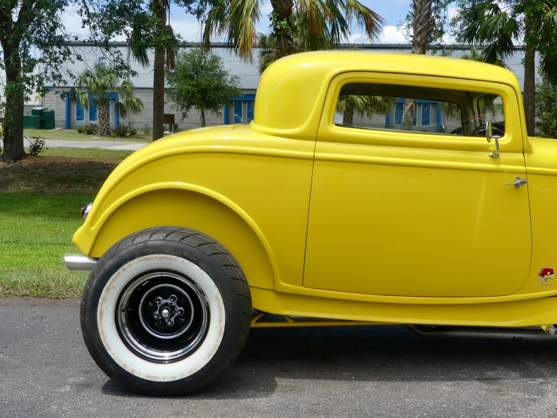 Unknown-3-window-1932-Bright-Yellow-Tan-2