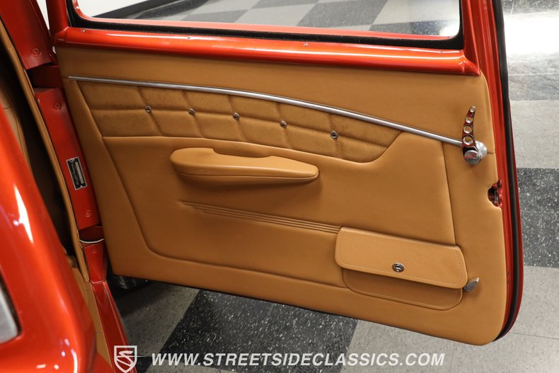 Unknown-3-window-1932-Burnt-Orange-Metalli-Saddle-29