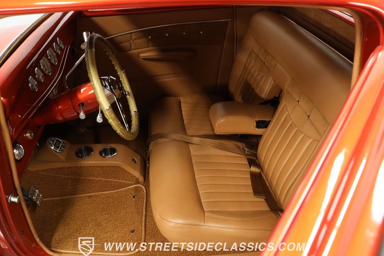 Unknown-3-window-1932-Burnt-Orange-Metalli-Saddle-30