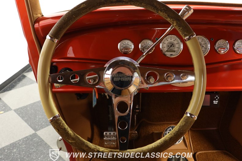 Unknown-3-window-1932-Burnt-Orange-Metalli-Saddle-31