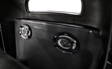 Unknown-3-window-1932-Jet-Black-Black-12