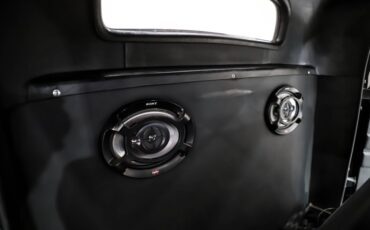 Unknown-3-window-1932-Jet-Black-Black-32