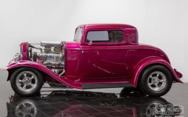 Unknown-3-window-1932-Rosewood-Metallic-White-Rose-Leather