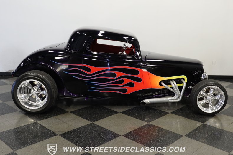 Unknown-3-window-1933-Black-Red-14