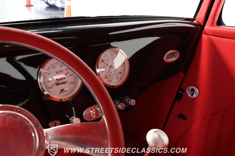 Unknown-3-window-1933-Black-Red-40