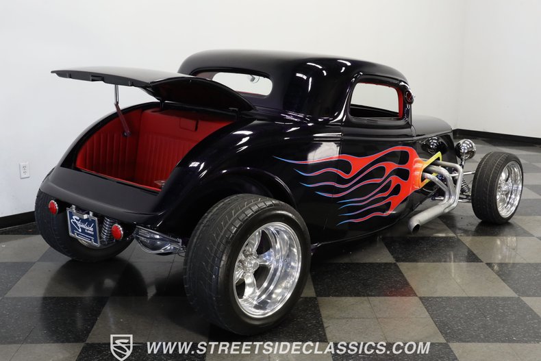 Unknown-3-window-1933-Black-Red-45