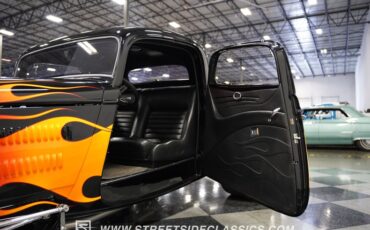 Unknown-3-window-1934-Black-Black-34