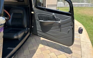 Unknown-3-window-1934-Black-black-5