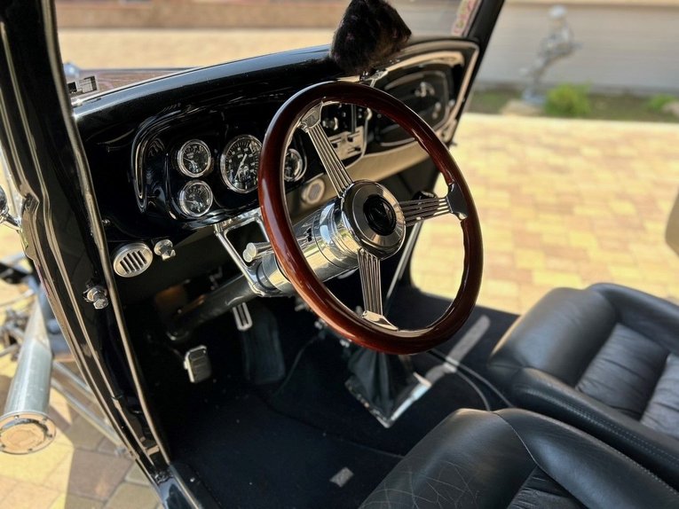 Unknown-3-window-1934-Black-black-7