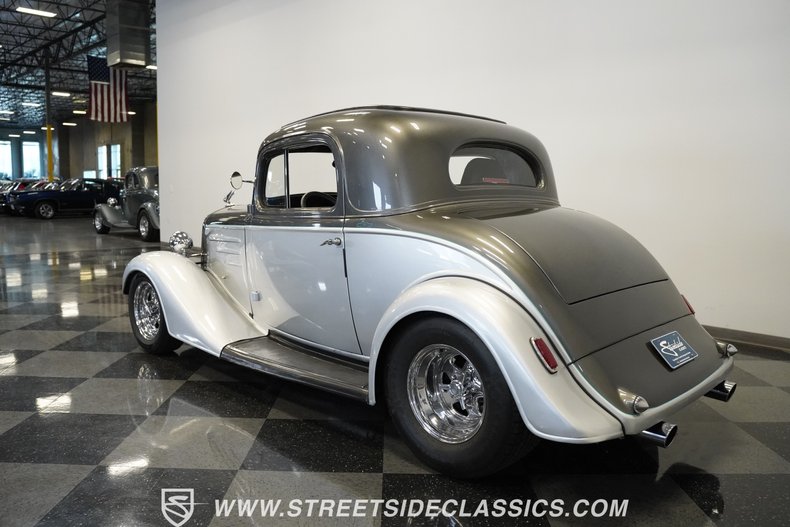 Unknown-3-window-1935-Silver-Black-16