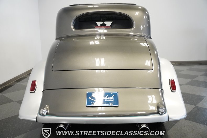 Unknown-3-window-1935-Silver-Black-34
