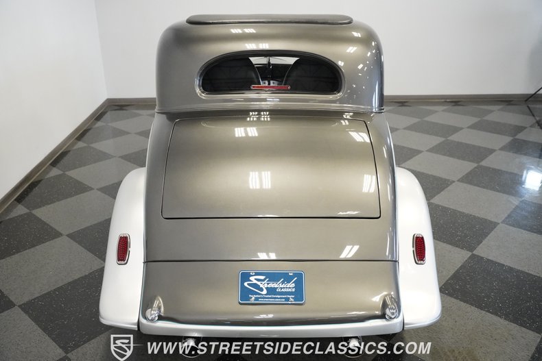Unknown-3-window-1935-Silver-Black-35