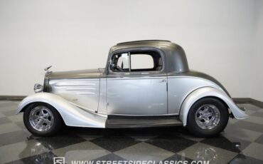 Unknown-3-window-1935-Silver-Black