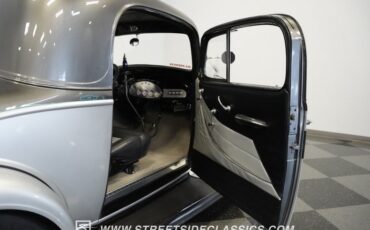 Unknown-3-window-1935-Silver-Black-7
