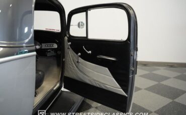 Unknown-3-window-1935-Silver-Black-8