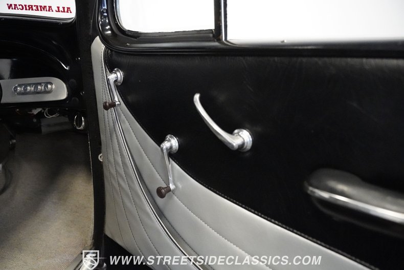 Unknown-3-window-1935-Silver-Black-9