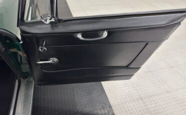 Unknown-3000-1967-British-Racing-Green-Black-31